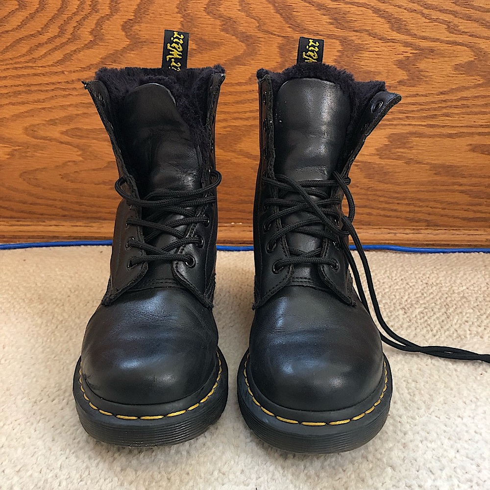 Doc Martens fur lined real leather 1460 boots